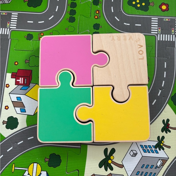 Chunky Wooden Jigsaw Puzzle - Picture 2 of 3